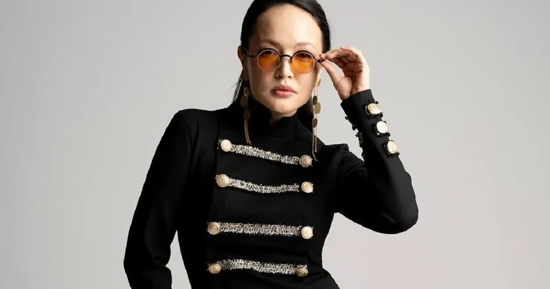 Мода, харизма, характер : Камшат Жолдыбаева примерила стильные образы