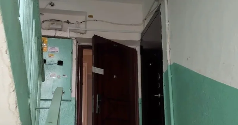 Шымкентте көпқабатты үйлердің бірінен 4 адамның мәйіті табылды