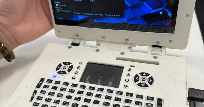 Астаналық оқушы компьютер құрастырды