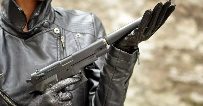 Алматыда жеке үйге қарақшылық шабуыл жасағандар видеоға түсіп қалды