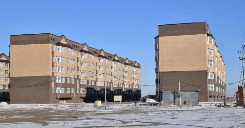 У семи нянек Талгайран без новоселий…