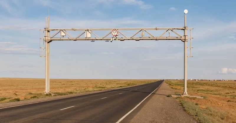 Нужно ли платить за короткий выезд на платную дорогу в Казахстане