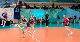 Волейбол: Өскеменнің Берелі өз алаңында Тұранды қапы қалдырды