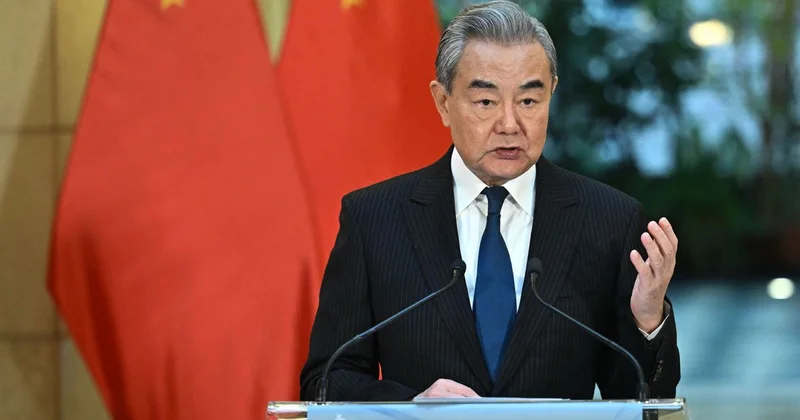 Китай призвал к немедленному прекращению военных действий против Ирана