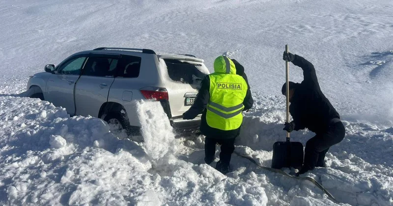 Автомобиль вылетел с дороги Омбы Майкапшагай
