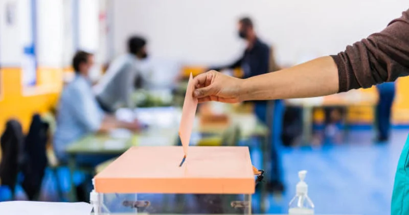 Жаңа Конституция бойынша референдумға халықтың 70 пайыздан астамы қатысуға ниетті