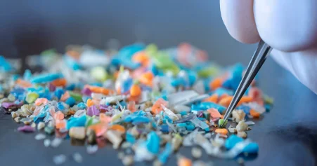 Метод очистки воды от микропластика изобрели ученые Бразилии