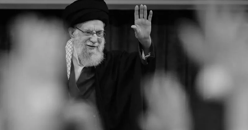 Похороны аятоллы Хаменеи в Иране отложили на неопределённый срок