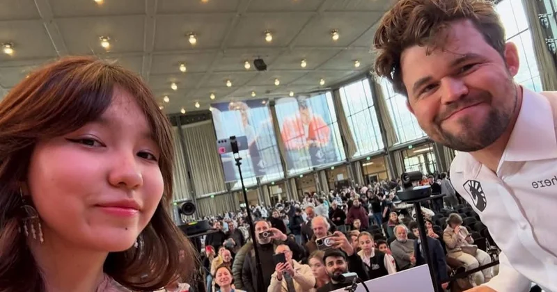 Магнус Карлсен пожаловался на казахстанскую шахматистку после совместного фото