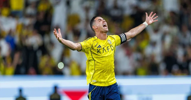 Роналду оформил дубль в первом матче после травмы и помог Аль Насру разгромить соперника