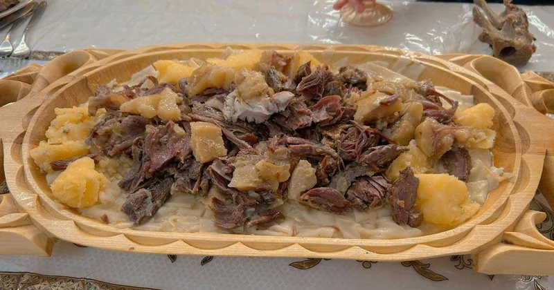 Новое меню с бешбармаком ввели в столичных школах