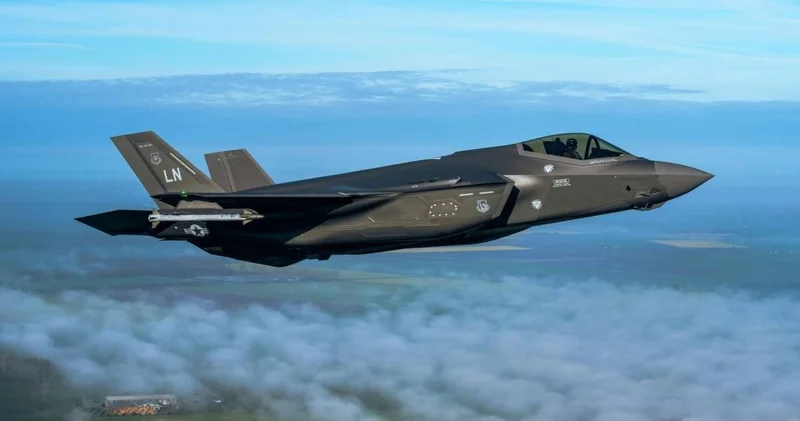 Иран АҚШ тың әлеуетті F 35 жойғышын атып түсіргенін мәлімдеді БАҚ