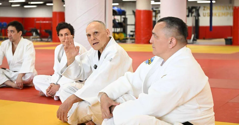Легенда дзюдо Эцио Гамба делится опытом с казахстанскими тренерами