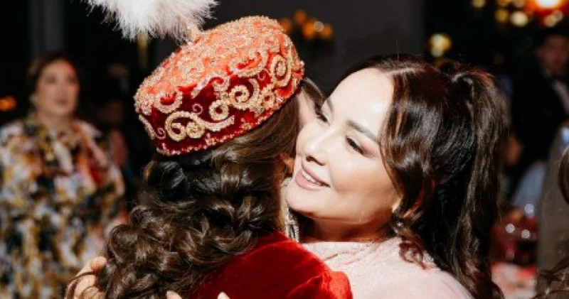 Сәлем салма, орамал тақпа : Жазира Байырбекова келініне қандай кеңес бергенін айтты (видео)