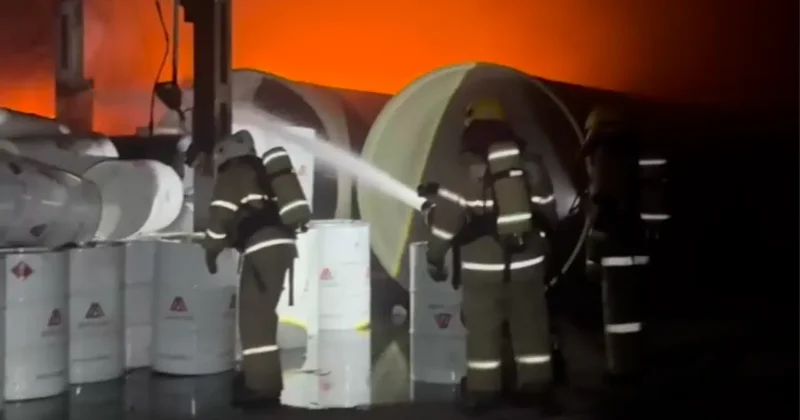 Пожарные предотвратили взрыв на заводе в Талдыкоргане