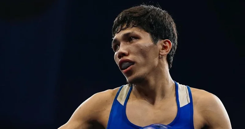 Чемпион мира из Казахстана проиграл первый бой на азиатском первенстве по боксу