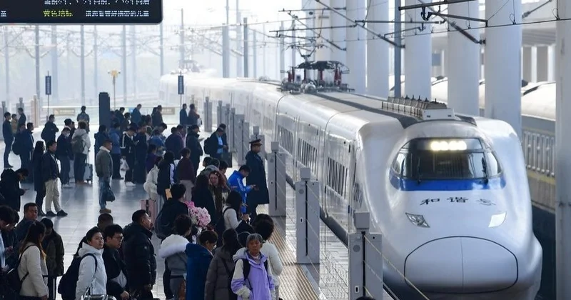Цинмин мерекесі: Қытай теміржолында 90 млн нан аса сапар жоспарланған