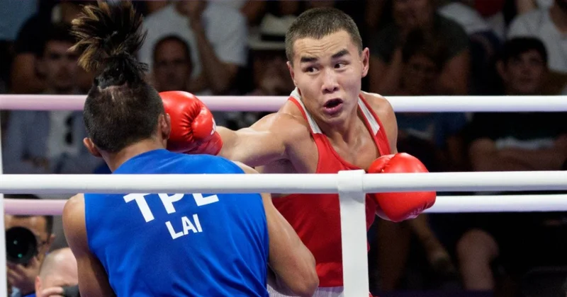 Казахстанец без боя взял медаль чемпионата Азии по боксу