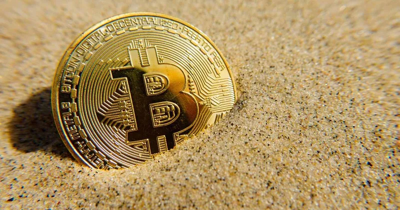 Bitcoin 80 мың доллардан асты