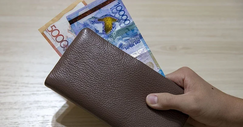 Кому и сколько выплатят к 9 мая в Актюбинской области