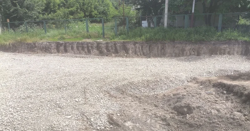 Жерді басып алып, шұңқыр қазды Панфилов дивизиясы ескерткішінің жанындағы құрылыс Алматы облысының тұрғындарын ашуландырды