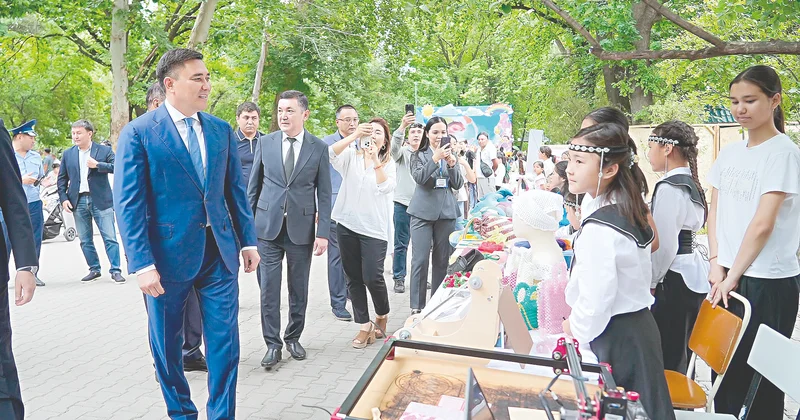 Балалар мерекесіндегі шаттық күй
