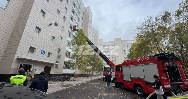 Жильцов столичной девятиэтажки эвакуируют из за пожара
