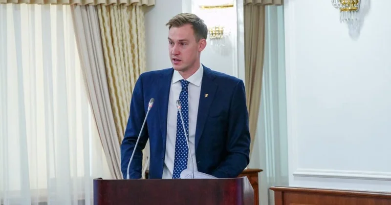 Жүзу спорты мектеп бағдарламасына енгізіледі