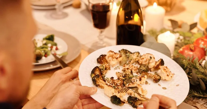 Массовое отравление на тое в Костанайской области: санврачи назвали причину