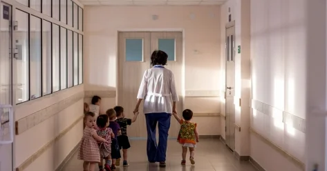 Более миллиона тенге задолжала мать воспитанника детского центра в Шымкенте