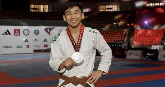Астанчанин завоевал серебро на ЧМ по джиу джитсу в Таиланде