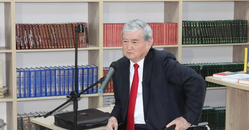 Әбіш әлемі : сыр мен сандық