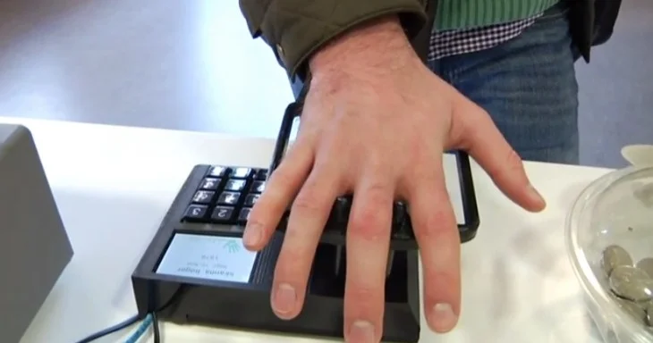 Қаржы министрлігі алақанмен төлем жасау жүйесін енгізе ме