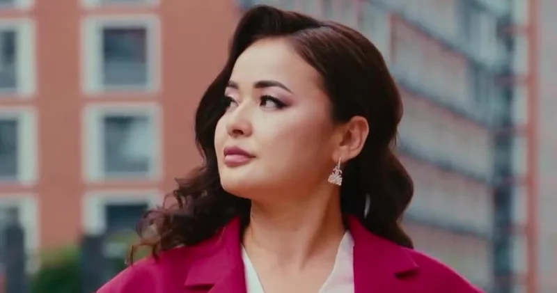 Тұрсынбек Қабатовтың бұрынғы әйеліне 600 мың теңгеге жуық айыппұл салынды