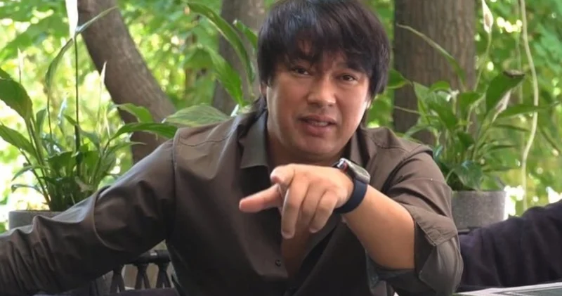 Бір әйелді қарық қылып алыңдаршы... : әнші Бүркіт бірнеше әйел алатындарға ашуланды