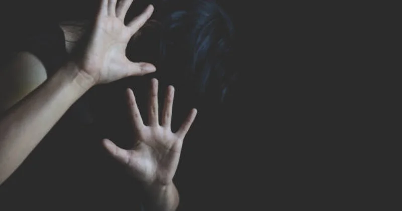 Ақтөбеде ақыл есі кем 17 жастағы қыз ұзақ жылдар бойы зорлықтың құрбаны болған