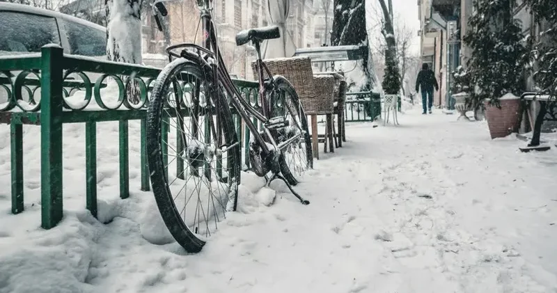 Алматыда дауылды ескерту жарияланды: нені білу маңызды