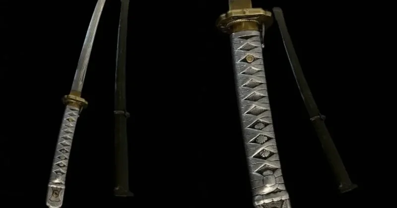 Саблю самурая из дома Карима Масимова продали на торгах