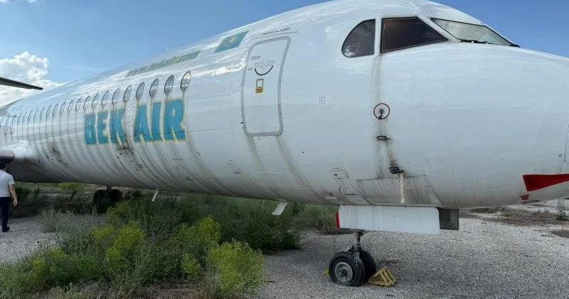Bek Air соты: адвокат Алматы әуежайы мен Азаматтық авиация комитеті қызметкерлеріне айып тақты