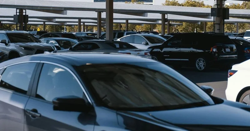 Казахстанцу выплатят деньги за пропавший со штрафстоянки автомобиль