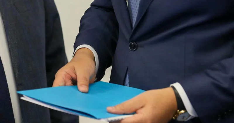 Сенат тақтатас мұнайы мен уран өндіруге қатысты заңды мақұлдады