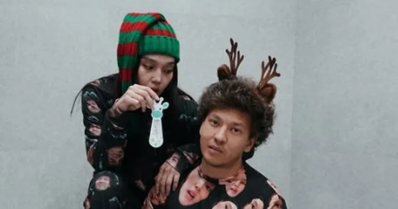 Жылтыраған өмірге қызықпаңдар : Айжұлдыз Адайбекова ерекше сурет жариялады