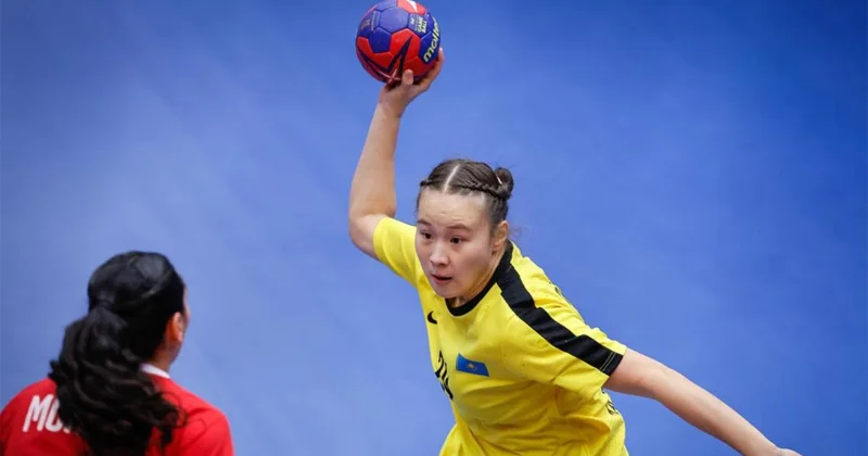 Сборная Казахстана драматично проиграла четвертый матч на чемпионате мира