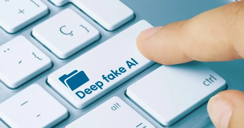 ЖИ министрі жаңа заң аясында дипфейк жасаушылар қалай жазаланатынын түсіндірді