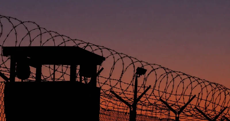 Балмұздақ әперемін: БҚО да педофил өмір бойына бас бостандығынан айырылды