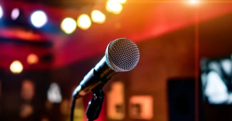 Выплаты успешным школьникам и запрет фонограмм на концертах: Токаев подписал закон