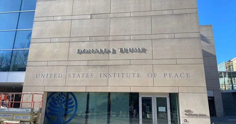 Институт мира в США переименовали в честь величайшего переговорщика Трампа