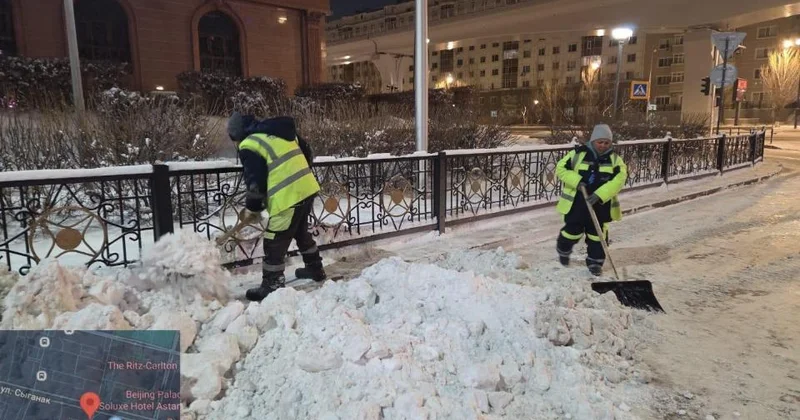 Снегоуборщики Астаны сделали с начала зимы 125 тысяч рейсов