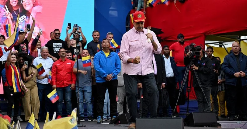 NYT рассказало, как публичные танцы Мадуро побудили Трампа на вторжение в Венесуэлу