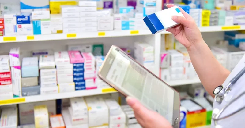 По отчётам бесплатные лекарства есть. На деле пациенты неделями не могут их получить